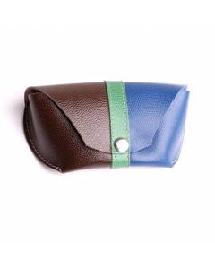 Etui lunette en cuir pochette protection pour voyage accessoire de sac fabrication artisanale.