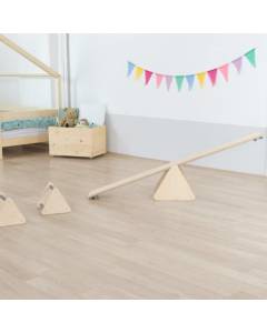 Jeu d'équilibre et motricité Montessori TRIANGLES - couleur bois naturel et gris