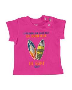 T-shirt Bébé Manche Courte Rose Surf - L'argent ne Fait Pas le Bonheur Sport Aquatique