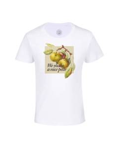 T-shirt Enfant Blanc We Make a Nice Pear Botanique Collage Nature Fleurs Vintage Illustration Jeu de Mot Poires
