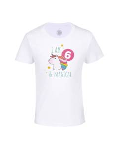 T-shirt Enfant Blanc I am 6 and Magical Anniversaire Celebration Cadeau Anglais Licorne Fantaisie